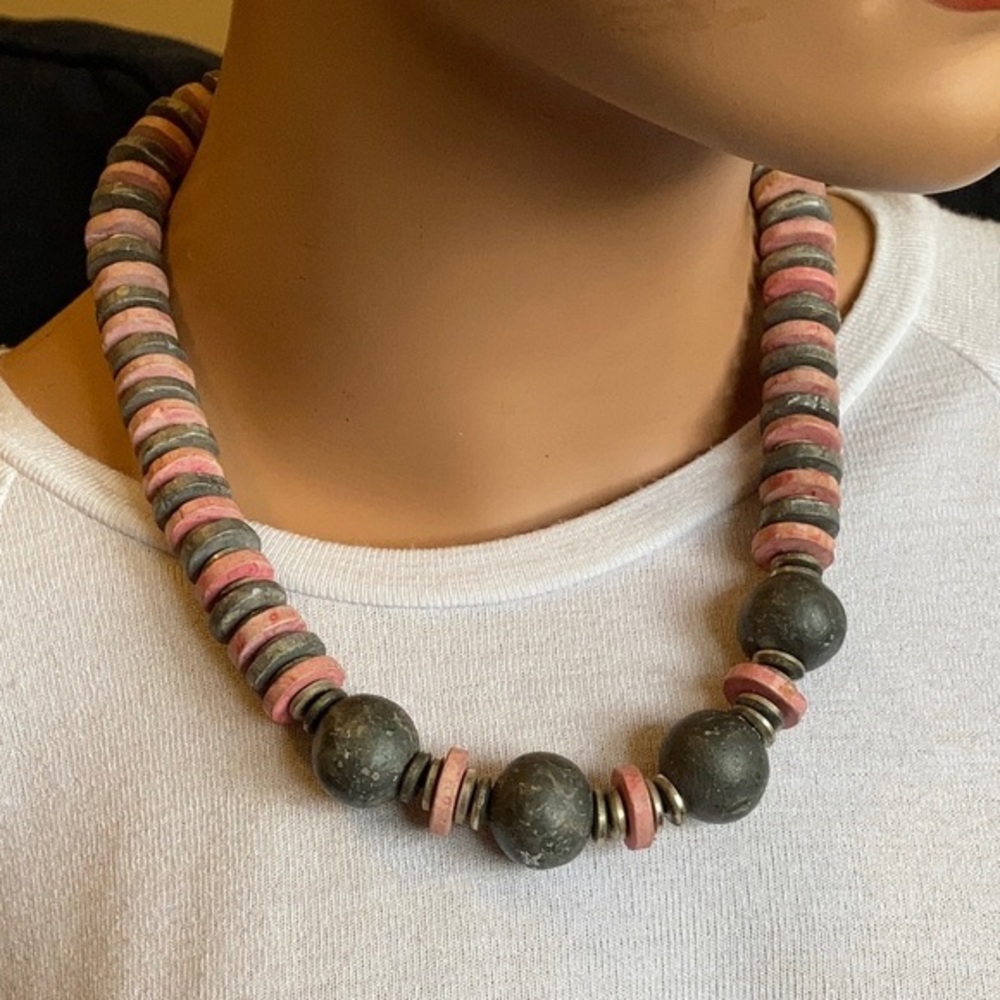 Raw shaped Pink&gray slate chunky beaded necklace with metal disc spacers